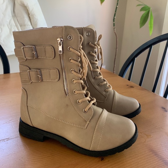 Tan Combat Boots - Picture 4 of 5